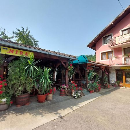 Apartment "Mira" Foca Exterior foto